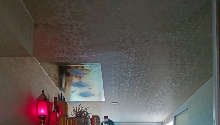 CẦN BÁN NHÀ NGÕ BA GÁC BẠCH MAI 33M2, 3 TẦNG, 2 NGỦ, 2WC, VỊ TRÍ TRUNG TÂM.